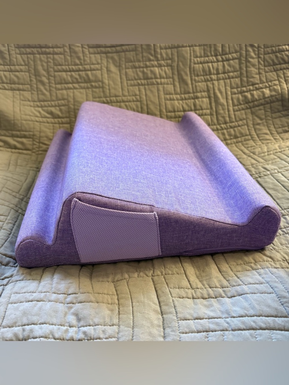 THE DUO 2.0 Memory Foam Laptop Pillow Purple